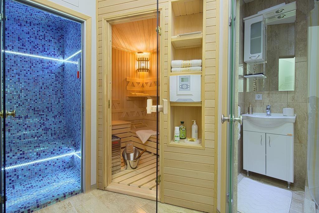 Montelux Apartments Budva Room photo
