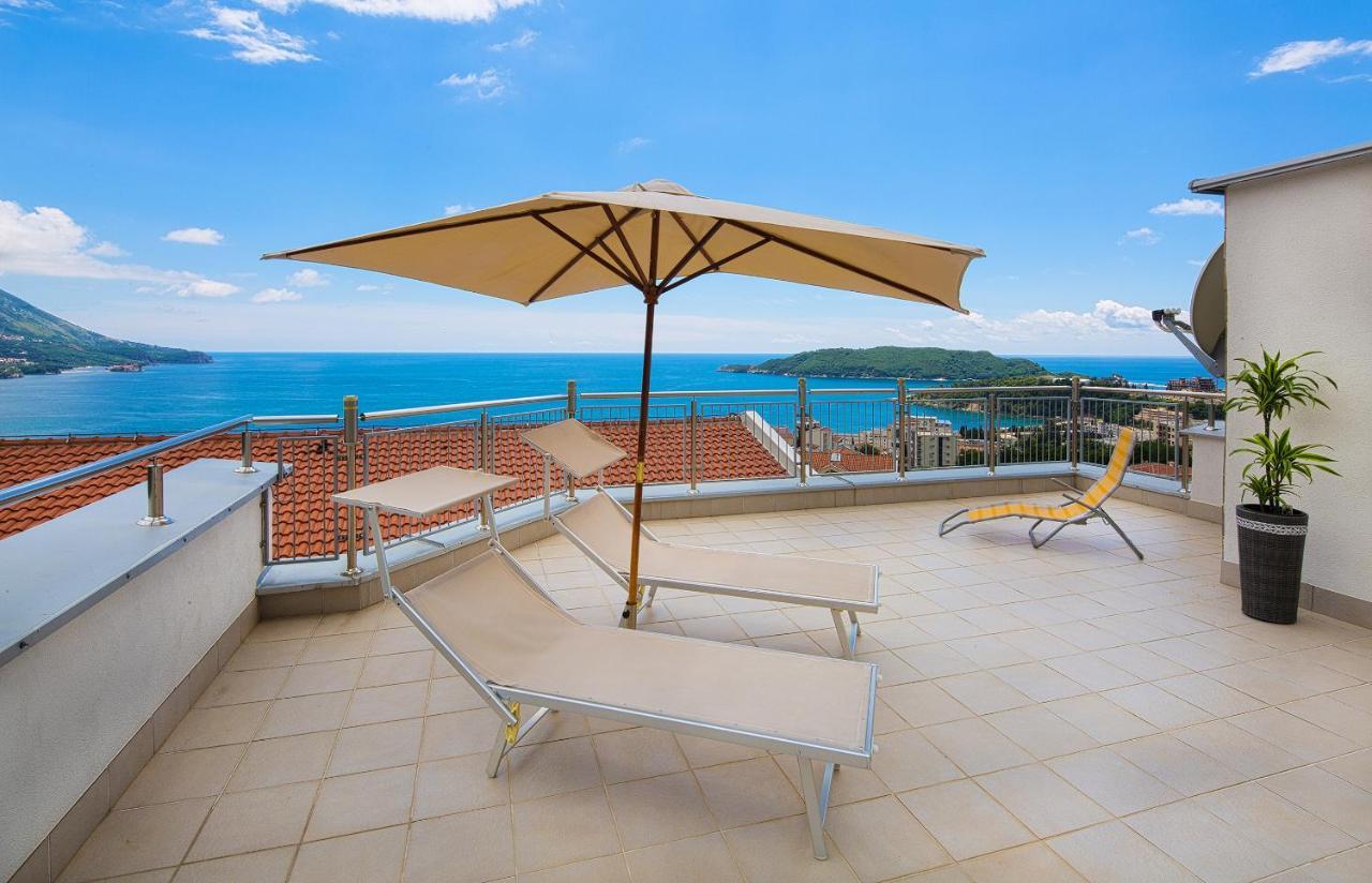 Montelux Apartments Budva Exterior photo